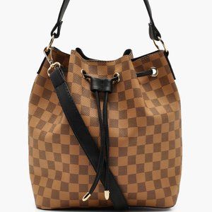 Boohoo Check Duffle Day Bag *NWT*